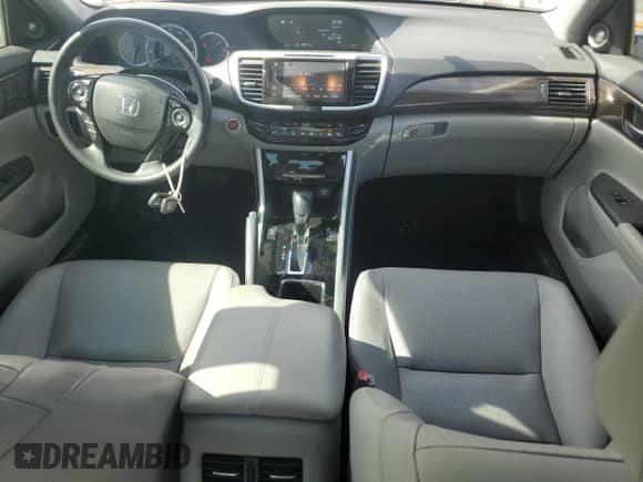 2017 Honda Accord EX-L with VIN 1HGCR3F8XHA030678, listed as a Copart auction lot 85942185 with 60,145 mi miles and Salvage title. Bid and sale history available at DreamBid. Image 8.