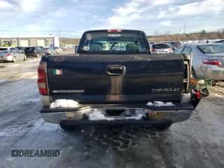 2004 Chevrolet Silverado 2500 LS z VIN 1GCGK29U04Z145471, wystawiony jako Copart lot #88212515 z przebiegiem 91 348 mil mil oraz Czysty tytuł • Clean title. Historia ofert i sprzedaży dostępna na DreamBid. Obrazek 6.