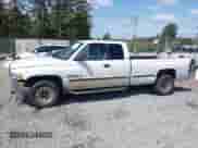 1998 Dodge 2500 с VIN 1B7KC23Z3WJ158762, выставлен на аукционе IAAI как лот 42121780 с пробегом 269 765 миль миль и . История ставок и продаж доступна на DreamBid. Изображение 14.