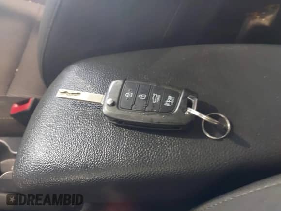 2022 Hyundai Accent SE z VIN 3KPC24A60NE179043, wystawiony jako IAAI lot #42313448 z przebiegiem 66 700 mil mil oraz . Historia ofert i sprzedaży dostępna na DreamBid. Obrazek 11.