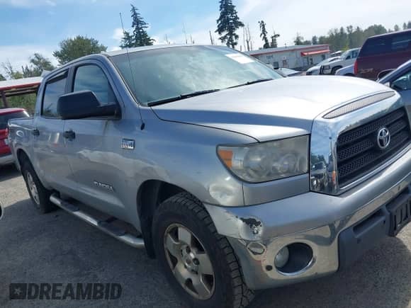 2008 Toyota Tundra with VIN 5TFDV54178X063635, listed as a IAAI auction lot 43098065 with 272,249 mi miles and . Bid and sale history available at DreamBid. Image 1.