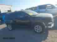 2025 Jeep Compass Sport z VIN 3C4NJDAN6ST539118, wystawiony jako IAAI lot #43150606 z przebiegiem 4 818 mil mil oraz . Historia ofert i sprzedaży dostępna na DreamBid. Obrazek 13.