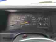 2000 Chevrolet Silverado 3500 с VIN 1GCGC33R3YF516072, выставлен на аукционе Copart как лот 83587024 с пробегом 77 586 миль миль и Списание • Salvage title. История ставок и продаж доступна на DreamBid. Изображение 9.