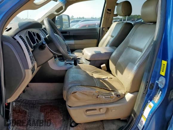 2007 Toyota Tundra SR5 z VIN 5TBET54167S455481, wystawiony jako Copart lot #71543275 z przebiegiem 304 939 mil mil oraz Czysty tytuł • Clean title. Historia ofert i sprzedaży dostępna na DreamBid. Obrazek 7.