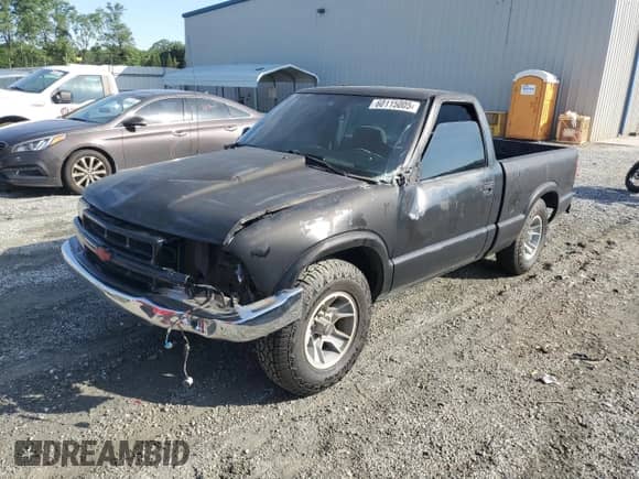 1995 Chevrolet S-10 с VIN 1GCCS1441SK223116, выставлен на аукционе Copart как лот 60115005 с пробегом 146 311 миль миль и На запчасти • Non repairable. История ставок и продаж доступна на DreamBid. Изображение 1.