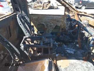 2021 Chevrolet Silverado 1500 RST с VIN 1GCUYEEL4MZ214338, выставлен на аукционе IAAI как лот 39752554 с пробегом Не указан миль и . История ставок и продаж доступна на DreamBid. Изображение 5.