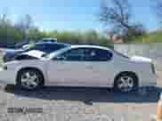 2004 Chevrolet Monte Carlo SS Supercharged z VIN 2G1WZ121749159033, wystawiony jako IAAI lot #42054942 z przebiegiem 119 326 mil mil oraz . Historia ofert i sprzedaży dostępna na DreamBid. Obrazek 14.