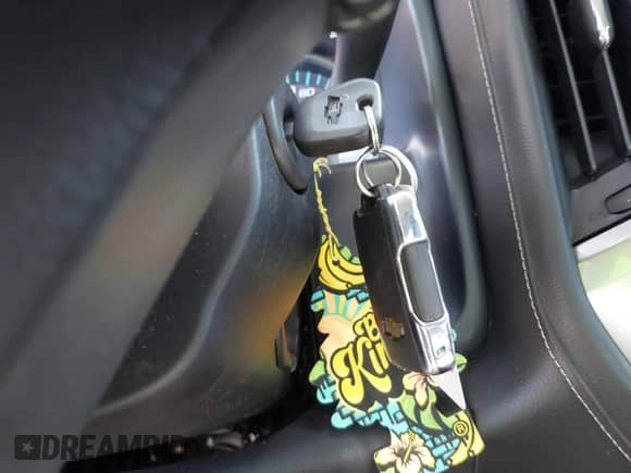 2018 Chevrolet Silverado 2500HD LTZ with VIN 1GC1KWEYXJF165780, listed as a IAAI auction lot 43223310 with 111,028 mi miles and . Bid and sale history available at DreamBid. Image 11.