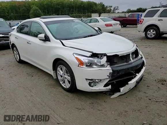 2015 Nissan Altima SV с VIN 1N4AL3AP3FC127217, выставлен на аукционе Copart как лот 86724295 с пробегом 122 632 миль миль и Списание • Salvage title. История ставок и продаж доступна на DreamBid. Изображение 13.