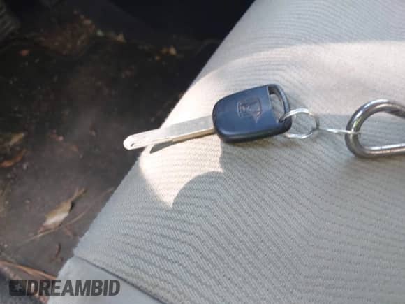 2010 Honda Pilot LX with VIN 5FNYF3H28AB009931, listed as a IAAI auction lot 43133256 with 149,119 mi miles and . Bid and sale history available at DreamBid. Image 11.