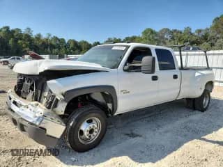 2005 Chevrolet Silverado 1500 with VIN 1GBJC33295F876875, listed as a Copart auction lot 81728055 with 224,542 mi miles and Salvage title. Bid and sale history available at DreamBid. Image 1.