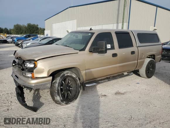 2007 Chevrolet Silverado 1500 LT1 with VIN 2GCEK13Z271116234, listed as a Copart auction lot 81398214 with 286,710 mi miles and Salvage title. Bid and sale history available at DreamBid. Image 1.