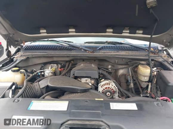 2000 Chevrolet Silverado 2500 LS с VIN 1GCGK29U5YE325929, выставлен на аукционе IAAI как лот 43541532 с пробегом 189 182 миль миль и . История ставок и продаж доступна на DreamBid. Изображение 10.