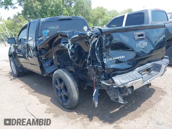 2015 Chevrolet Colorado 2WD LT with VIN 1GCHSBEA0F1151160, listed as a IAAI auction lot 42772661 with 191,325 mi miles and . Bid and sale history available at DreamBid. Image 3.