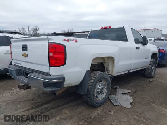 2017 Chevrolet Silverado 2500HD Work Truck z VIN 1GC0KUEG7HZ253590, wystawiony jako IAAI lot #41691492 z przebiegiem 167 457 mil mil oraz . Historia ofert i sprzedaży dostępna na DreamBid. Obrazek 4.