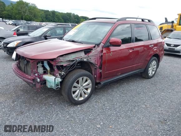 2011 Subaru Forester X Premium z VIN JF2SHADC9BG742436, wystawiony jako IAAI lot #42774895 z przebiegiem 218 696 mil mil oraz . Historia ofert i sprzedaży dostępna na DreamBid. Obrazek 2.