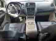 2016 Dodge Grand Caravan Crew с VIN 2C4RDGDG3GR353313, выставлен на аукционе Copart как лот 70331925 с пробегом 268 319 миль миль и Списание • Salvage title. История ставок и продаж доступна на DreamBid. Изображение 8.