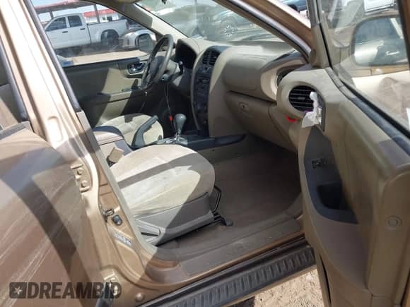 2004 Hyundai Santa Fe GLS с VIN KM8SC13EX4U788017, выставлен на аукционе IAAI как лот 42031630 с пробегом 66 180 миль миль и . История ставок и продаж доступна на DreamBid. Изображение 5.