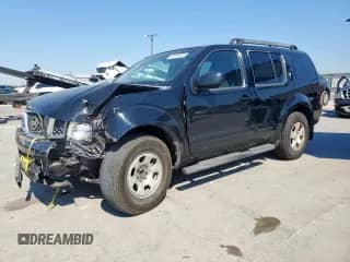2006 Nissan Pathfinder SE z VIN 5N1AR18U26C624358, wystawiony jako Copart lot #82449635 z przebiegiem 150 430 mil mil oraz Szkoda całkowita • Salvage title. Historia ofert i sprzedaży dostępna na DreamBid. Obrazek 1.