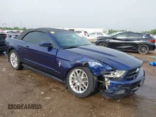 2012 Ford Mustang V6 with VIN 1ZVBP8EM3C5223927, listed as a IAAI auction lot 42103990 with 189,531 mi miles and . Bid and sale history available at DreamBid. Image 1.