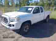 2016 Toyota Tacoma SR with VIN 5TFRX5GN4GX058969, listed as a IAAI auction lot 43590771 with 237,437 mi miles and . Bid and sale history available at DreamBid. Image 2.