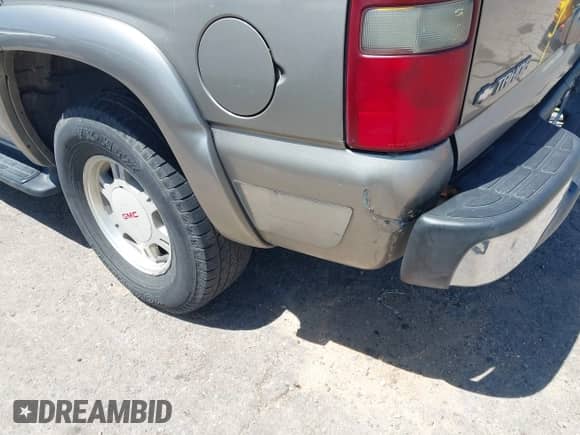 2001 Chevrolet Tahoe LT с VIN 1GNEK13T21R104604, выставлен на аукционе IAAI как лот 42663789 с пробегом 224 780 миль миль и . История ставок и продаж доступна на DreamBid. Изображение 14.