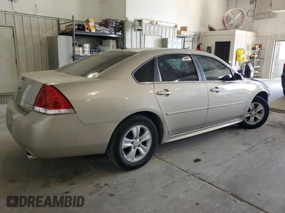 2012 Chevrolet Impala LS Fleet with VIN 2G1WF5E37C1322855, listed as a Copart auction lot 81912975 with 101,851 mi miles and Salvage title. Bid and sale history available at DreamBid. Image 3.