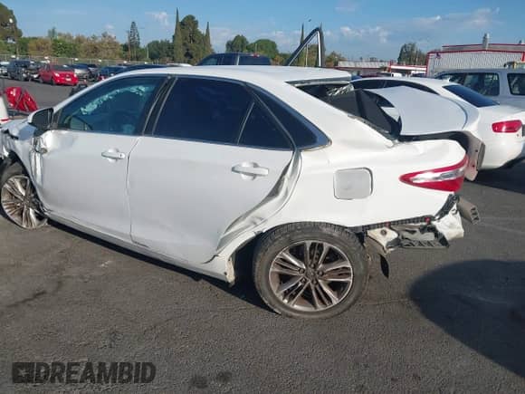 2016 Toyota Camry XLE with VIN 4T1BF1FK5GU136919, listed as a IAAI auction lot 43248056 with 97,053 mi miles and . Bid and sale history available at DreamBid. Image 3.