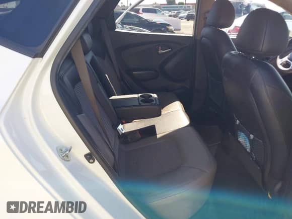 2011 Hyundai Tucson GLS с VIN KM8JU3ACXBU286465, выставлен на аукционе IAAI как лот 43486326 с пробегом 119 269 миль миль и . История ставок и продаж доступна на DreamBid. Изображение 8.