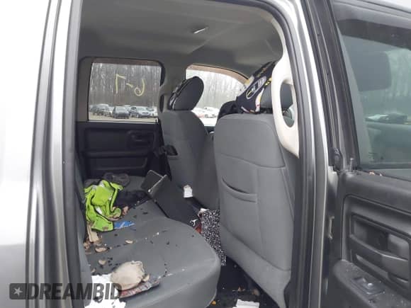 2013 Ram 1500 Tradesman z VIN 1C6RR7FTXDS591866, wystawiony jako IAAI lot #41714303 z przebiegiem Nie podano mil oraz . Historia ofert i sprzedaży dostępna na DreamBid. Obrazek 8.