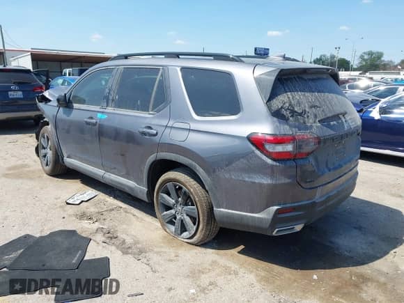 2025 Honda Pilot Black Edition с VIN 5FNYG1H95SB053594, выставлен на аукционе IAAI как лот 41870837 с пробегом 3 565 миль миль и . История ставок и продаж доступна на DreamBid. Изображение 3.