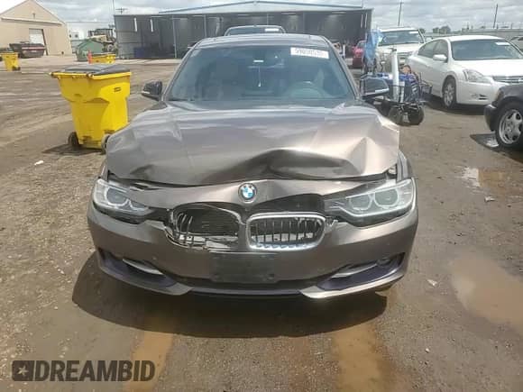 2015 BMW 3 Series 335i xDrive with VIN WBA3B9C50FF589685, listed as a Copart auction lot 59050535 with 86,006 mi miles and Salvage title. Bid and sale history available at DreamBid. Image 13.