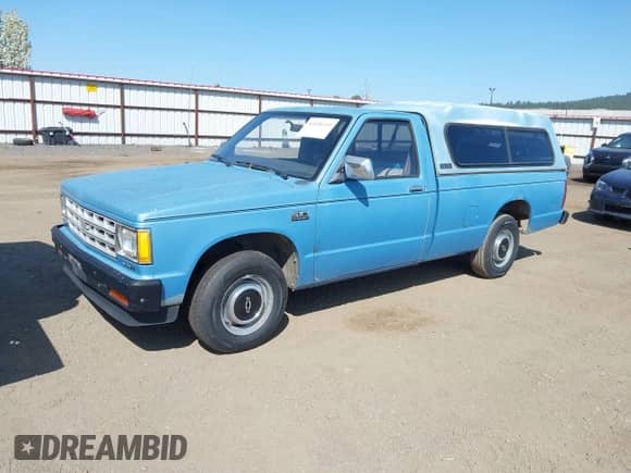 1985 Chevrolet S-10 with VIN 1GCCS14B9F8108989, listed as a IAAI auction lot 42101334 with 42,161 mi miles and . Bid and sale history available at DreamBid. Image 2.