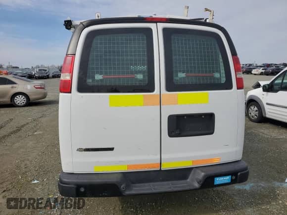 2018 Chevrolet Express Cargo с VIN 1GCWGAFP6J1184937, выставлен на аукционе Copart как лот 70963545 с пробегом 151 544 миль миль и Чистый • Clean title. История ставок и продаж доступна на DreamBid. Изображение 6.