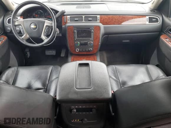 2011 Chevrolet Tahoe LTZ with VIN 1GNSKCE03BR298773, listed as a Copart auction lot 52601865 with 143,729 mi miles and Salvage title. Bid and sale history available at DreamBid. Image 8.