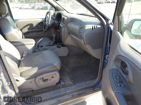 2002 Chevrolet TrailBlazer LTZ with VIN 1GNDT13S122369427, listed as a IAAI auction lot 42684201 with 174,009 mi miles and . Bid and sale history available at DreamBid. Image 5.