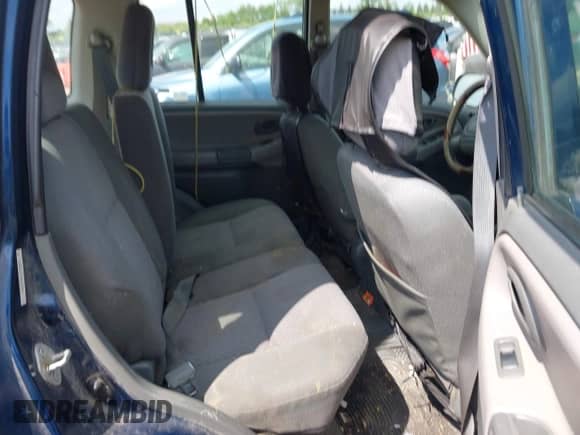 2003 Chevrolet Tracker с VIN 2CNBE13C736913271, выставлен на аукционе IAAI как лот 42578540 с пробегом 195 179 миль миль и . История ставок и продаж доступна на DreamBid. Изображение 8.
