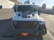 2023 Jeep Wrangler Rubicon Farout z VIN 1C4JJXFM2PW588219, wystawiony jako Copart lot #77599774 z przebiegiem 38 914 mil mil oraz Szkoda całkowita • Salvage title. Historia ofert i sprzedaży dostępna na DreamBid. Obrazek 5.