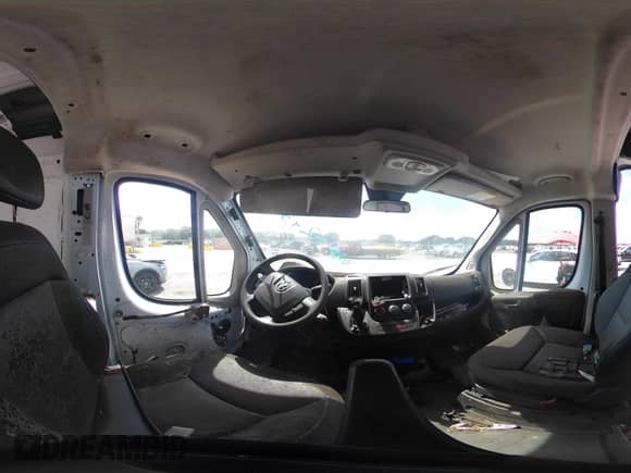 2020 Ram ProMaster Cargo z VIN 3C6TRVBG9LE116357, wystawiony jako IAAI lot #41951173 z przebiegiem 189 628 mil mil oraz . Historia ofert i sprzedaży dostępna na DreamBid. Obrazek 19.