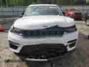 2022 Jeep Grand Cherokee with VIN 1C4RJYB65N8749633, listed as a Copart auction lot 51568275 with 27,913 mi miles and Salvage title. Bid and sale history available at DreamBid. Image 5.