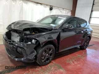 2024 Dodge Hornet R/T z VIN ZACPDFCW6R3A31953, wystawiony jako Copart lot #82907644 z przebiegiem 9 090 mil mil oraz Czysty tytuł • Clean title. Historia ofert i sprzedaży dostępna na DreamBid. Obrazek 1.