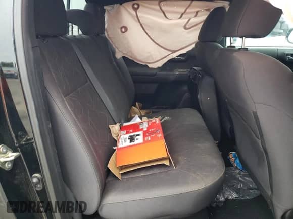 2017 Toyota Tacoma TRD Off Road z VIN 5TFCZ5AN9HX076667, wystawiony jako Copart lot #66468115 z przebiegiem 144 013 mil mil oraz Szkoda całkowita • Salvage title. Historia ofert i sprzedaży dostępna na DreamBid. Obrazek 11.