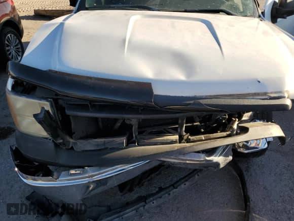 2008 GMC Sierra 1500 Work Truck z VIN 1GTEC19X98Z221753, wystawiony jako Copart lot #43837275 z przebiegiem 80 147 mil mil oraz Szkoda całkowita • Salvage title. Historia ofert i sprzedaży dostępna na DreamBid. Obrazek 11.