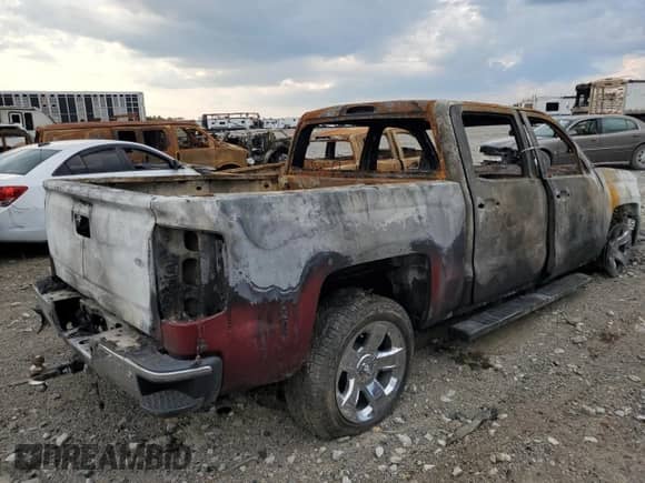 2018 Chevrolet Silverado 1500 LTZ с VIN 3GCUKSEC3JG279550, выставлен на аукционе Copart как лот 80330725 с пробегом Не указан миль и На запчасти • Non repairable. История ставок и продаж доступна на DreamBid. Изображение 3.