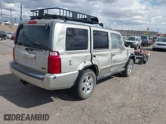 2007 Jeep Commander Limited с VIN 1J8HG58P77C635747, выставлен на аукционе IAAI как лот 42819981 с пробегом 173 950 миль миль и . История ставок и продаж доступна на DreamBid. Изображение 4.