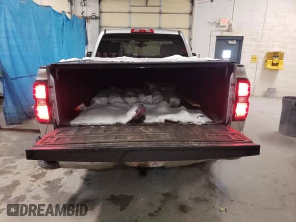 2016 Chevrolet Silverado 1500 Work Truck с VIN 1GCNKNEC6GZ118012, выставлен на аукционе Copart как лот 89317135 с пробегом 111 628 миль миль и Списание • Salvage title. История ставок и продаж доступна на DreamBid. Изображение 10.
