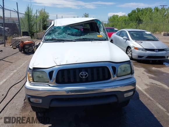 2004 Toyota Tacoma PreRunner with VIN 5TEGN92N74Z344119, listed as a IAAI auction lot 43015649 with Not provided miles and . Bid and sale history available at DreamBid. Image 11.