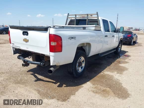 2009 Chevrolet Silverado 3500HD с VIN 1GBHK83699F159061, выставлен на аукционе IAAI как лот 41982560 с пробегом 352 309 миль миль и . История ставок и продаж доступна на DreamBid. Изображение 4.