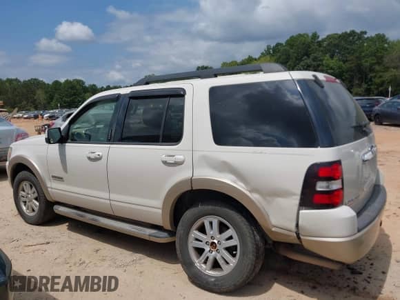 2008 Ford Explorer Eddie Bauer with VIN 1FMEU74E68UA40222, listed as a IAAI auction lot 43039340 with 181,766 mi miles and . Bid and sale history available at DreamBid. Image 14.