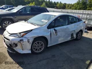 2021 Toyota Prius LE with VIN JTDL9MFU6M3023078, listed as a Copart auction lot 68013425 with 44,314 mi miles and Salvage title. Bid and sale history available at DreamBid. Image 1.